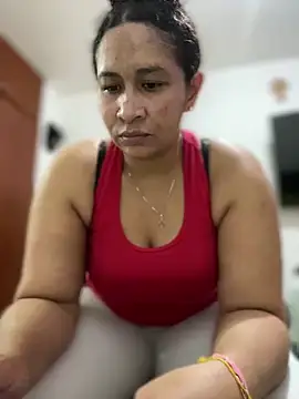 Carola-Ross online show from 04.21.26