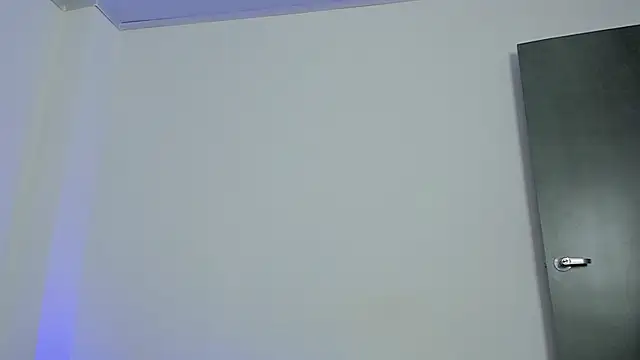 Snapshot of hugosan12 chatting on 09.19.25 hugosan12 online show from 09.19.25