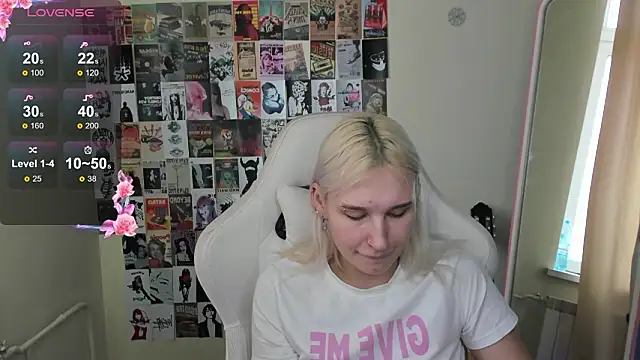 EvelinaLuu online show from 03.01.26