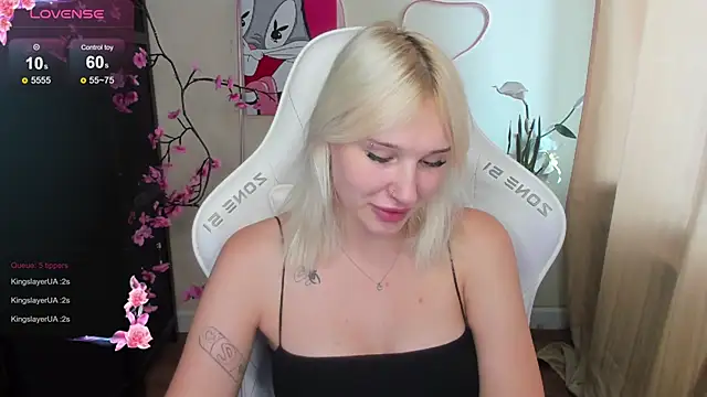 EvelinaLuu online show from 06.28.26