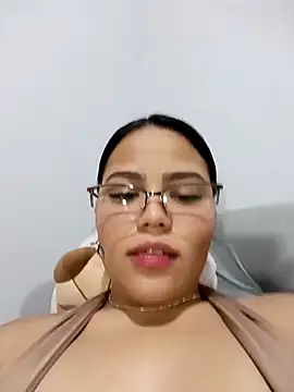 anahi evans19 online show from 12.19.25