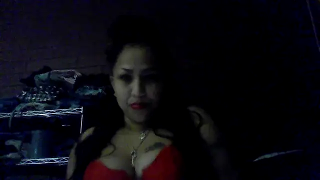 Snapshot of SweetSexyLatina chatting on 04.10.26 SweetSexyLatina online show from 04.10.26