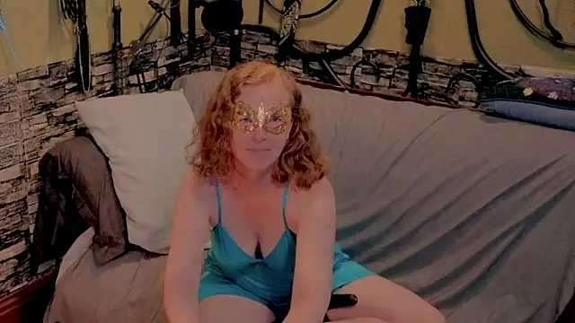 Scarlett Switch online show from 10.01.25