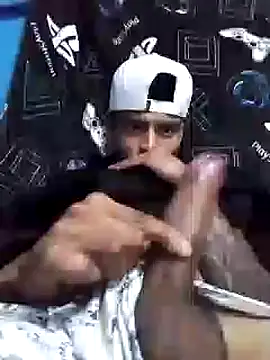 Juarezbraya online show from 02.25.25