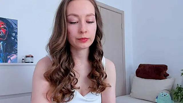 Snapshot of marilinaal chatting on 04.29.26 marilinaal online show from 04.29.26