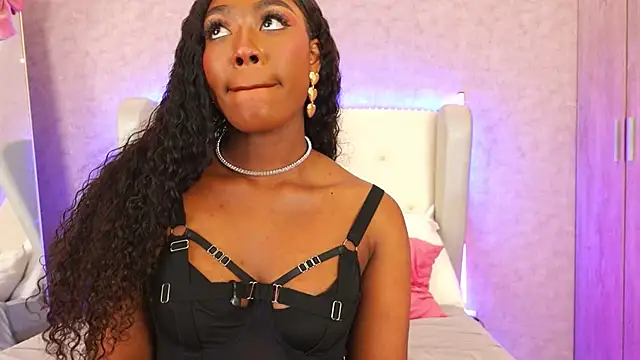 ThianaLopez online show from 04.16.26