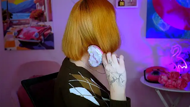 MitsukiMun online show from 02.10.25