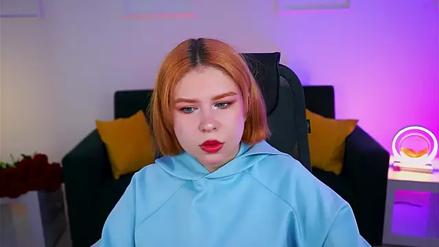 MitsukiMun online show from 02.19.25