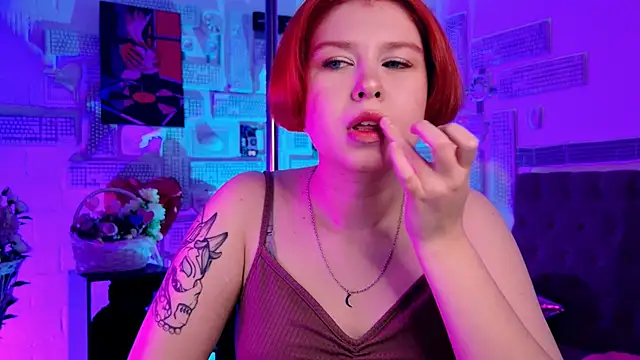 MitsukiMun online show from 03.04.25