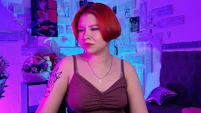 MitsukiMun online show from 03.04.25