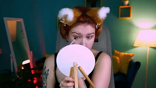 MitsukiMun online show from 03.12.25