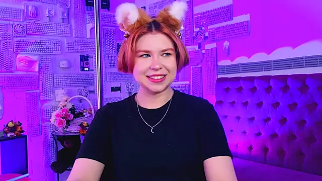 MitsukiMun online show from 03.19.25