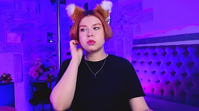 MitsukiMun online show from 03.19.25