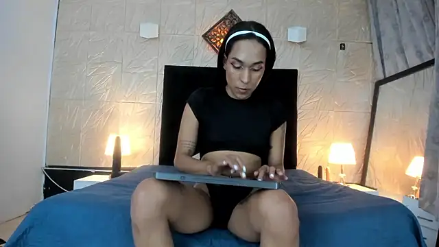 Snapshot of ChanelleJohnson_ chatting on 10.11.25 ChanelleJohnson online show from 10.11.25