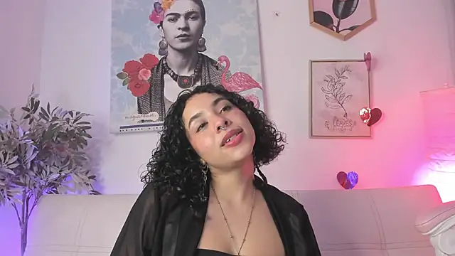 Dhalila  online show from 02.24.25