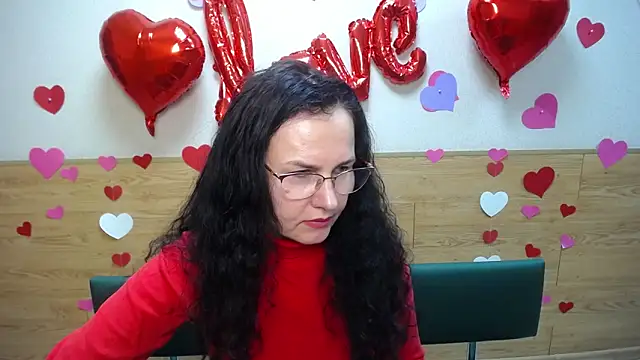 Miroslava Happi online show from 02.25.25