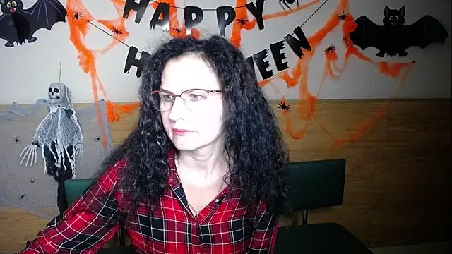 Miroslava Happi online show from 10.30.25