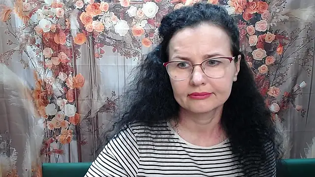 Miroslava Happi online show from 04.17.26