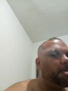 Snapshot of Felipe_OwnZ chatting on 09.26.25 Felipe OwnZ online show from 09.26.25