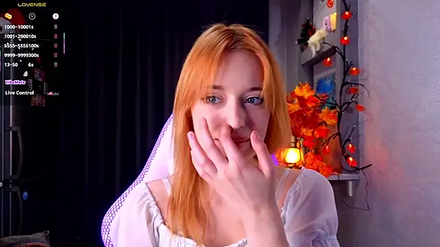 Hisoka akerley online show from 10.23.25