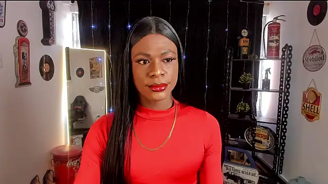 Snapshot of anuvyz_miller_ chatting on 10.21.25 anuvyz miller online show from 10.21.25