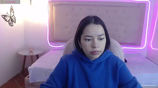 honnielane online show from 03.06.25