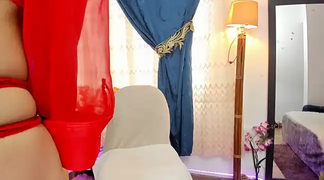 Snapshot of Tatiana1273_24 chatting on 02.25.25 Tatiana1273 24 online show from 02.25.25