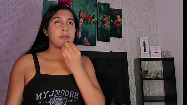 Selena fox7 online show from 10.06.25