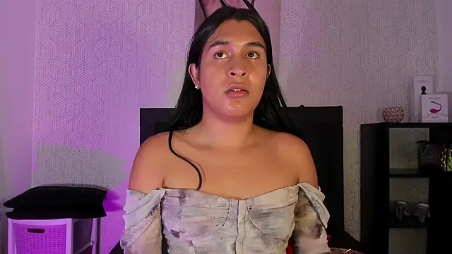 Selena fox7 online show from 02.13.26