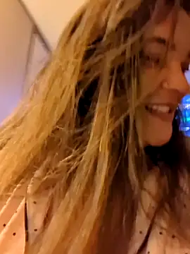 Mrsaustin92 online show from 03.23.25