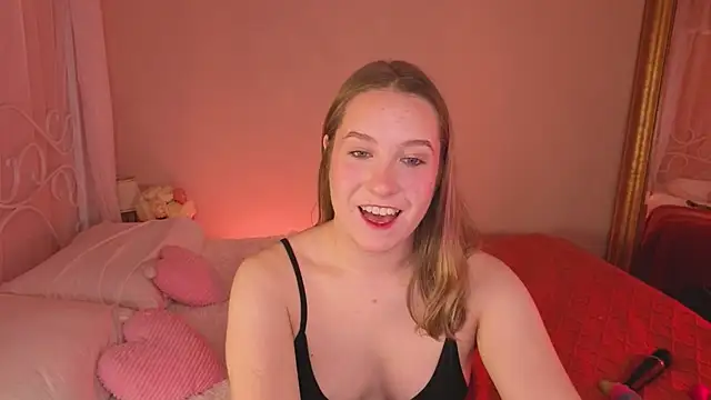 Snapshot of Saint_Vicious chatting on 10.23.25 Saint Vicious online show from 10.23.25