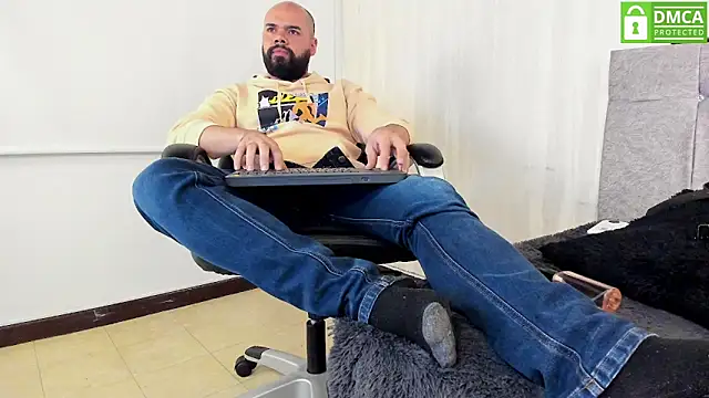 Luke Diaz7 online show from 12.20.25