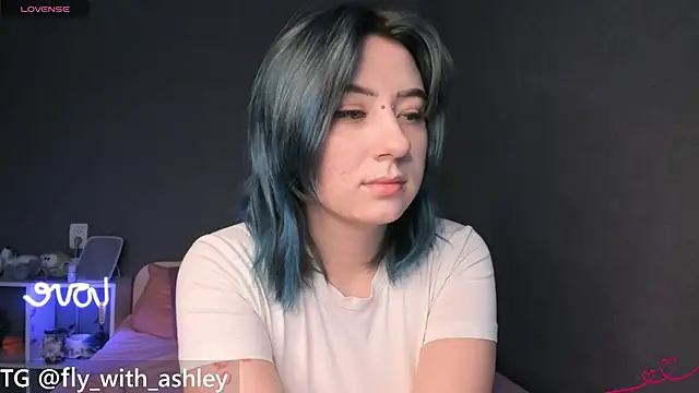 Snapshot of ashley_lovestory chatting on 11.11.25 ashley lovestory online show from 11.11.25