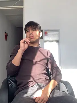 Snapshot of shadowsofgarden chatting on 12.13.25 shadowsofgarden online show from 12.13.25