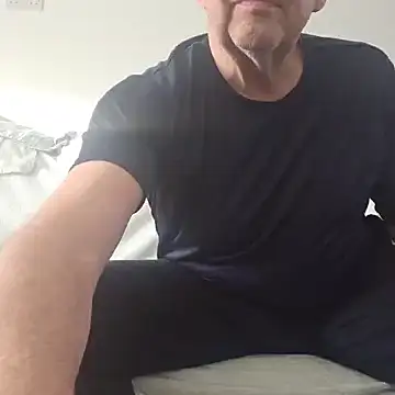 mann4u147 online show from 10.24.25