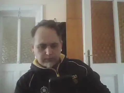 Snapshot of Szolga10 chatting on 02.13.25 Szolga10 online show from 02.13.25