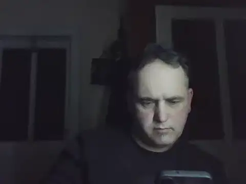 Snapshot of Szolga10 chatting on 03.02.25 Szolga10 online show from 03.02.25