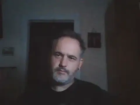 Snapshot of Szolga10 chatting on 09.14.25 Szolga10 online show from 09.14.25