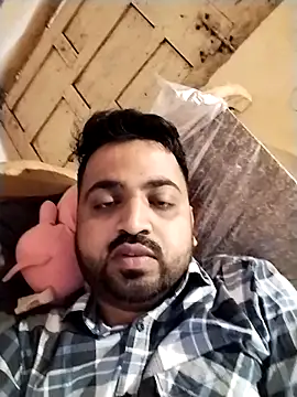 Vij717 online show from 03.08.25