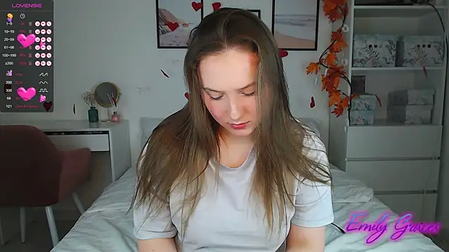 EmilyxxGraces online show from 02.28.25