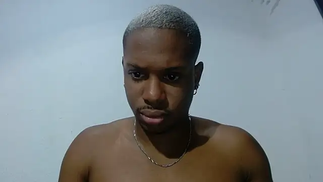 Snapshot of JackBlackone chatting on 06.11.26 JackBlackone online show from 06.11.26