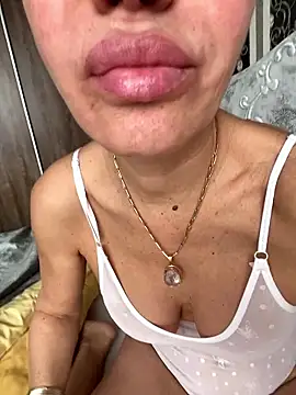 Snapshot of DeboraXporn chatting on 01.17.26 DeboraXporn online show from 01.17.26