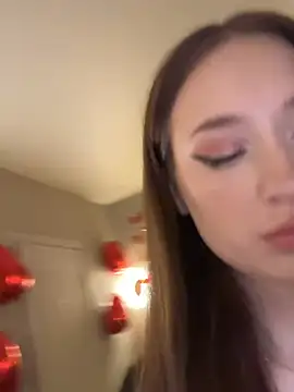 Jackie White  online show from 02.15.25