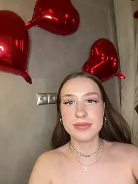 Jackie White  online show from 02.20.25