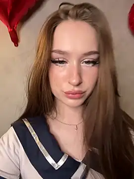 Jackie White  online show from 02.22.25