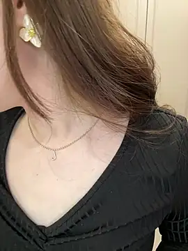 Jackie White  online show from 02.28.25