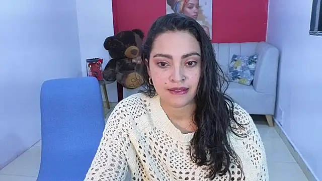 Snapshot of sweet_ahinara chatting on 10.23.25 sweet ahinara online show from 10.23.25