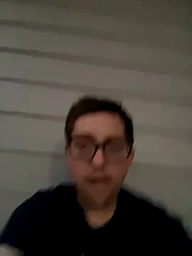 Snapshot of Milflover96 chatting on 11.13.25 Milflover96 online show from 11.13.25