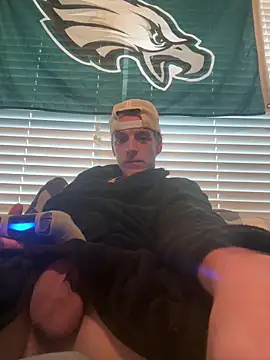 Snapshot of theycallmes3x chatting on 12.04.25 theycallmes3x online show from 12.04.25