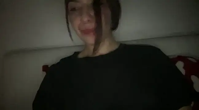 Snapshot of sarrah_rossy chatting on 03.05.25 sarrah rossy online show from 03.05.25